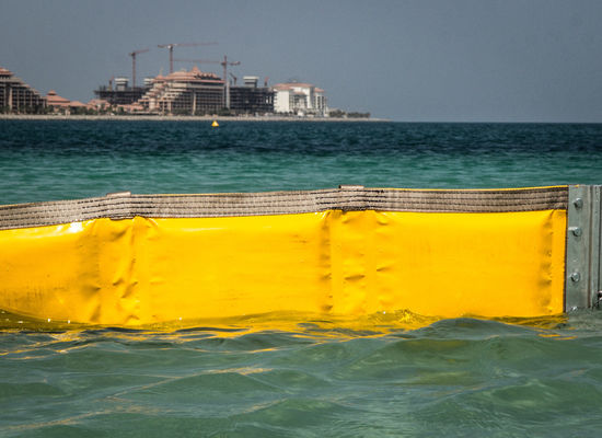 Litong Bescherm de Oceaan Voorkom Olielekkages Inperkingsoplossing Pvc Drijvende Barrière Boom Slibgordijn