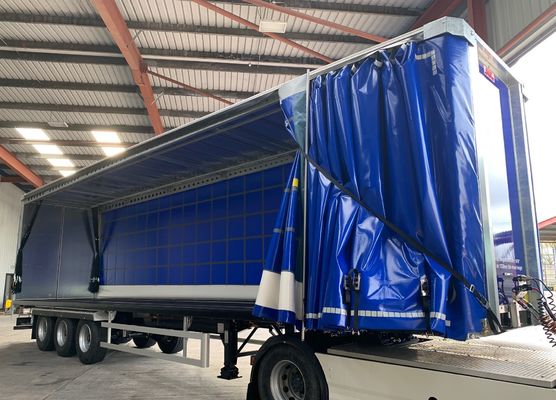Waterdichte blauwe PVC op maat gemaakte canvas hoezen voor container vrachtwagen zeildoek PVC gecoate stof vrachtwagen zijgordijn